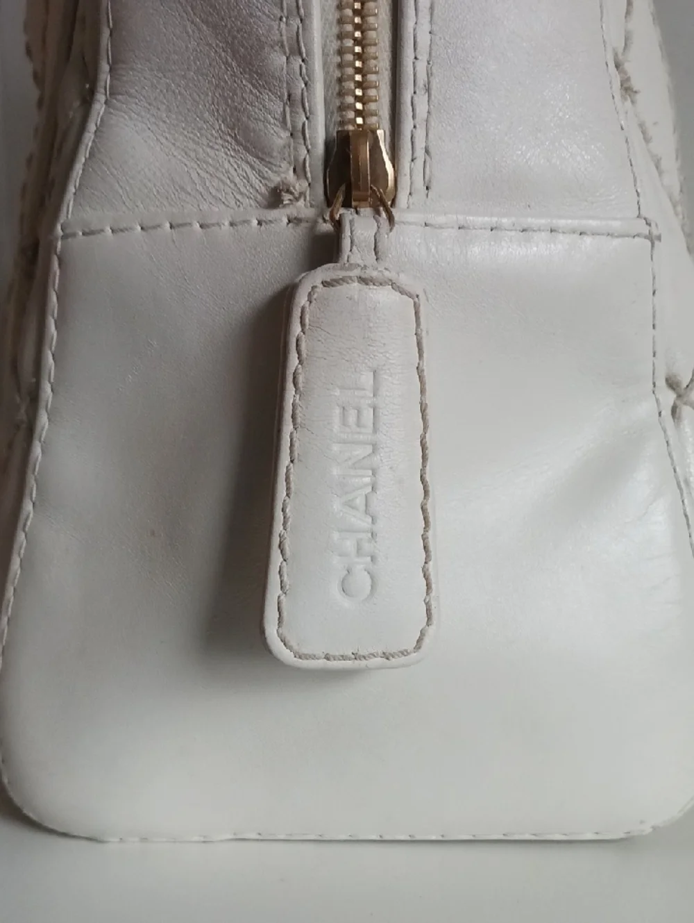 CHANEL VTG WHITE WILD STICH AS IS BAG.
